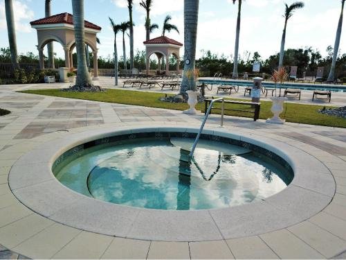 Golf Resort Condo - Aversana- Naples, FL